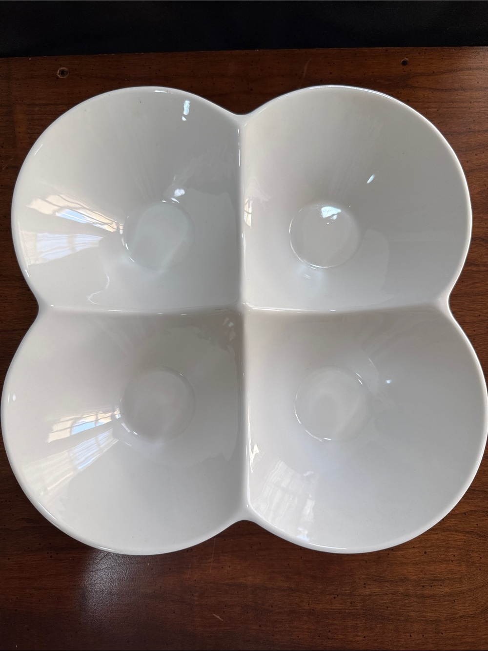 CORDON BLEU White 4-Compartment Serving Dish - Microwave Oven dishwasher safe